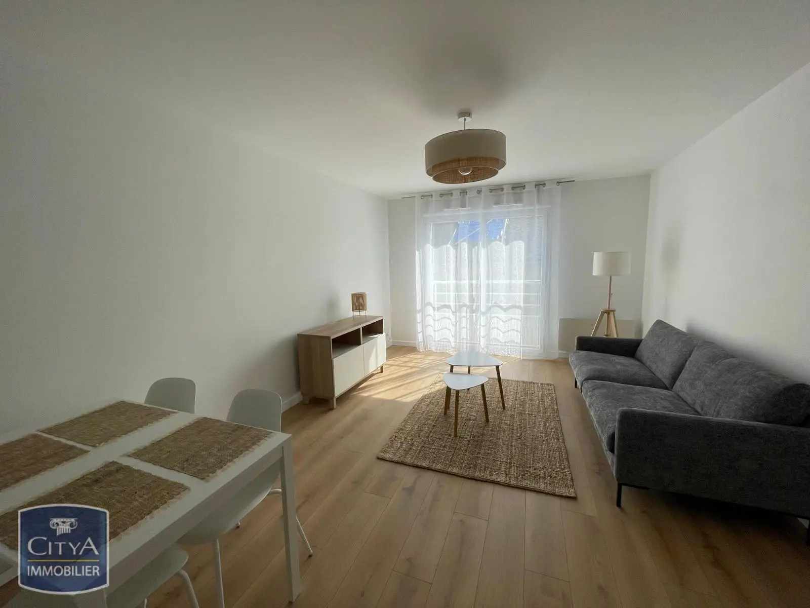 Photo 2 Appartement 2 pièces 41.97m²