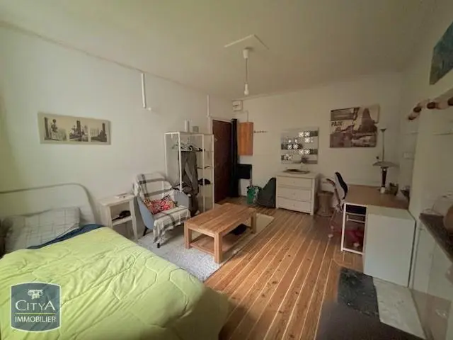 Photo 1 Appartement 1 pièce 21.89m²