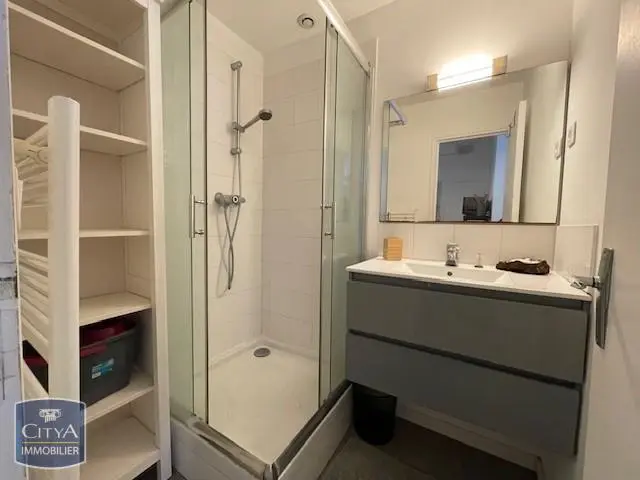 Photo 4 Appartement 1 pièce 24.9m²