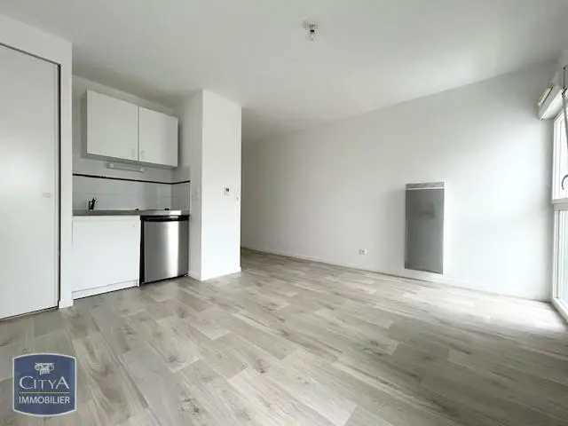 Photo 2 Appartement 1 pièce 25.24m²