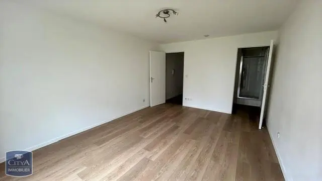 Photo 2 Appartement 1 pièce 25.01m²