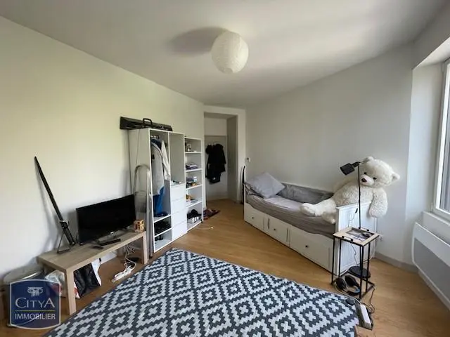 Photo 2 Appartement 1 pièce 24.53m²