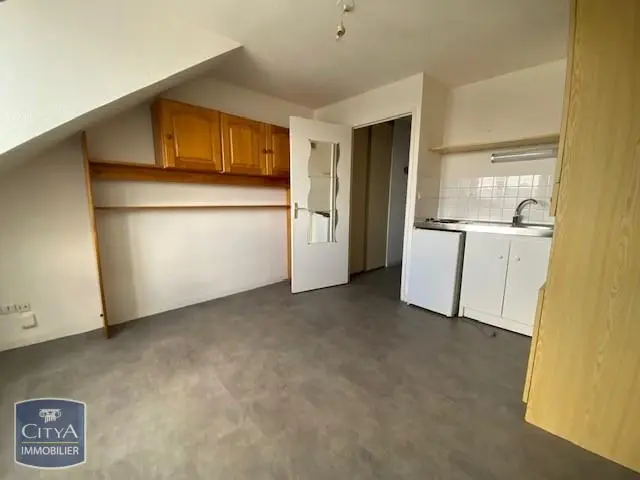 Photo 2 Appartement 1 pièce 16.88m²