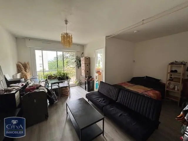 Photo 1 Appartement 1 pièce 32.44m²