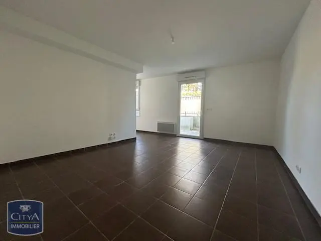 Photo 2 Appartement 1 pièce 33.24m²