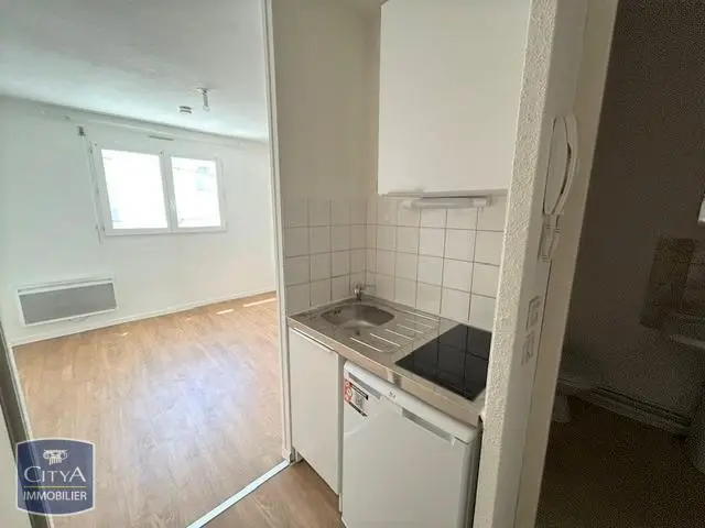 Photo 2 Appartement 1 pièce 17.98m²
