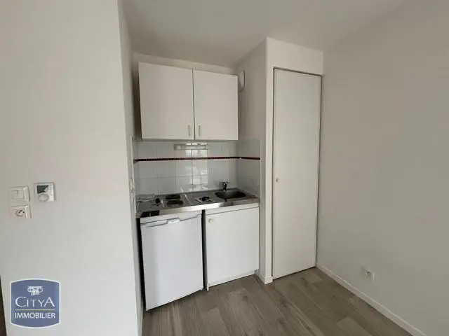 Photo 3 Appartement 1 pièce 25.8m²