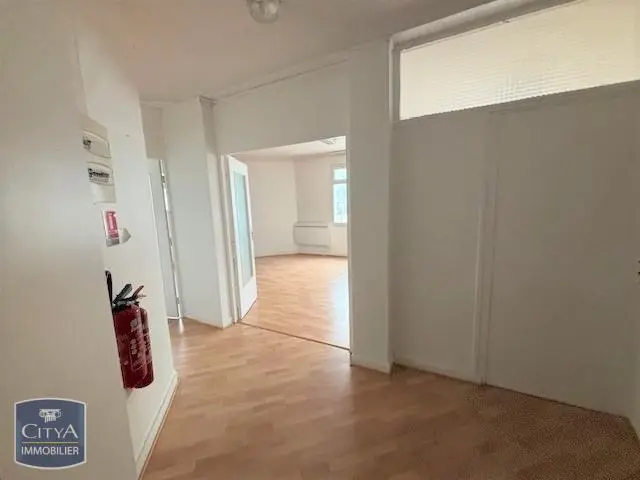 Photo 3 Local Commercial 78.4m²