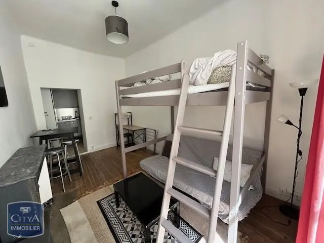 Photo 2 Appartement 1 pièce 24.11m²