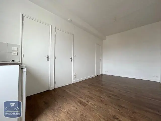 Photo 1 Appartement 1 pièce 16.24m²