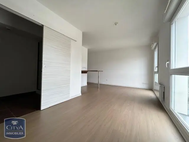 Photo 2 Appartement 1 pièce 28.85m²