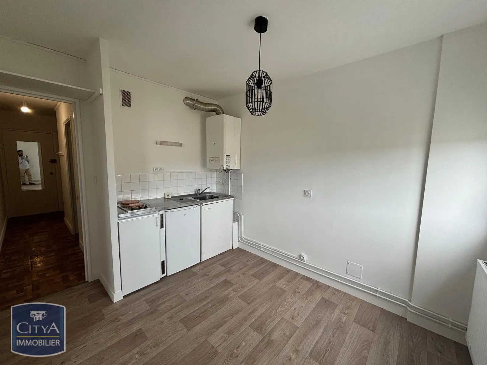 Photo 2 Appartement 1 pièce 30.36m²