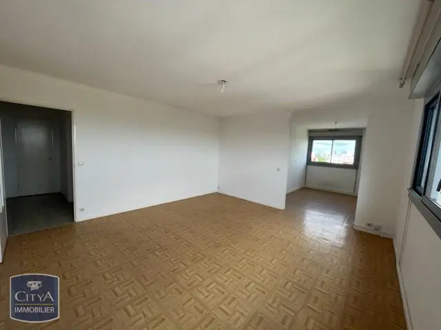 Photo 2 Appartement 4 pièces 83.28m²