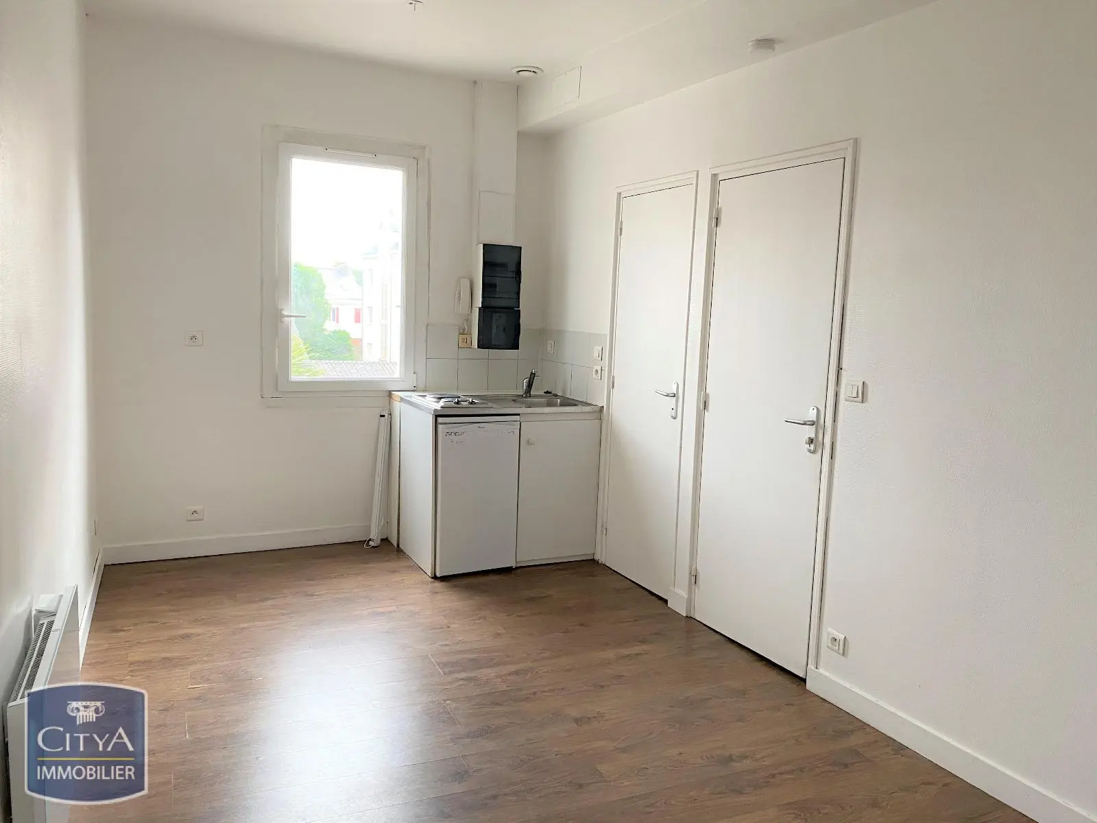 Photo 2 Appartement 1 pièce 16.24m²
