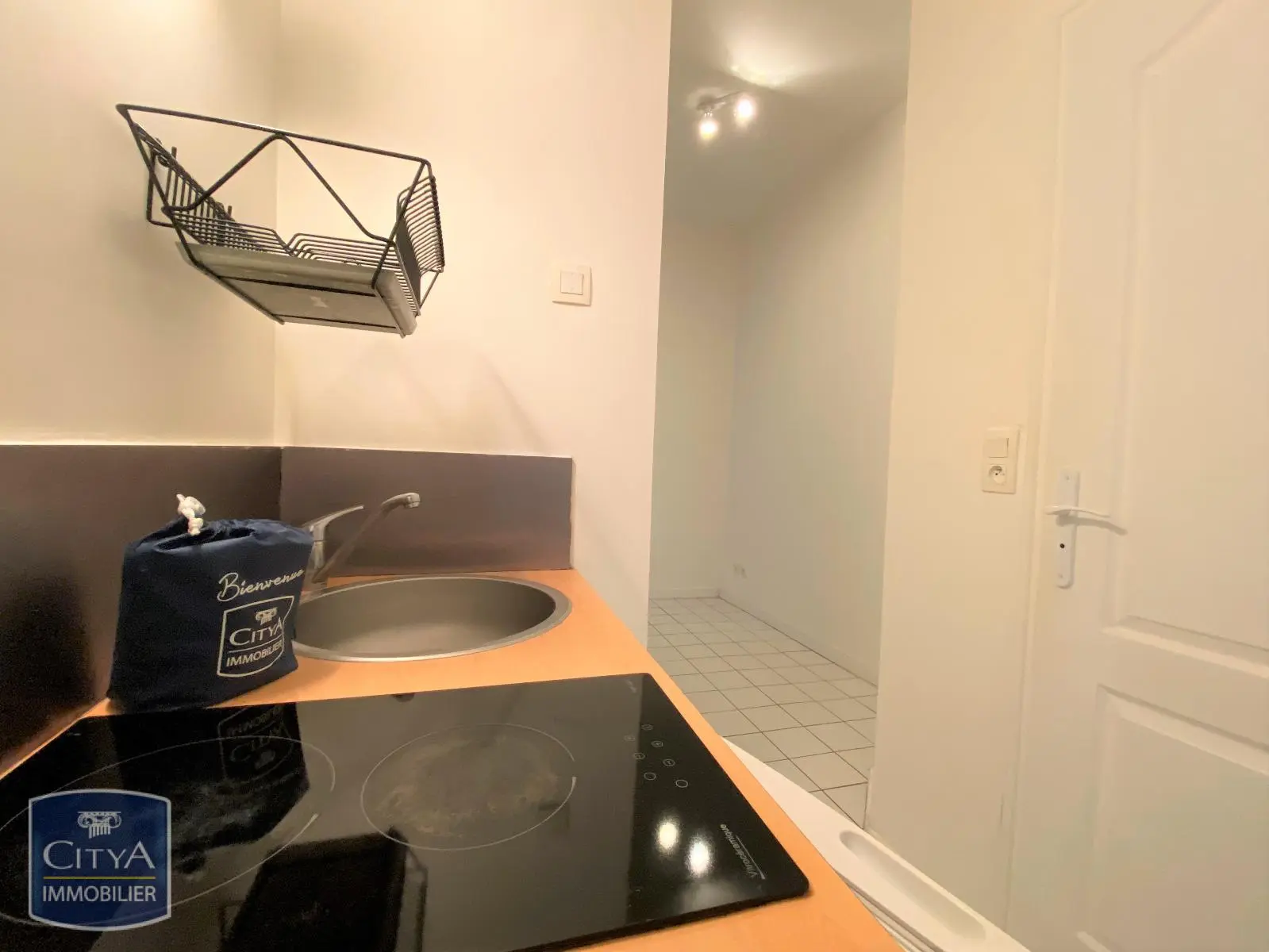 Photo 2 Appartement 2 pièces 33.87m²