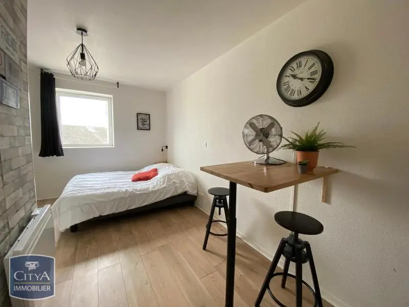 Photo 1 Appartement 1 pièce 16.56m²