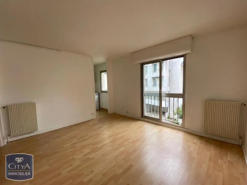 Photo 1 Appartement 1 pièce 24.95m²