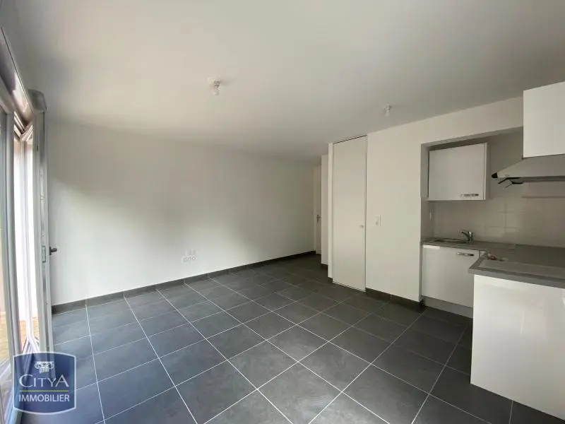Photo 2 Appartement 2 pièces 43.87m²