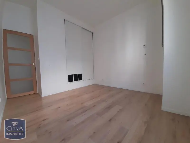Photo 9 Appartement 5 pièces 108.19m²