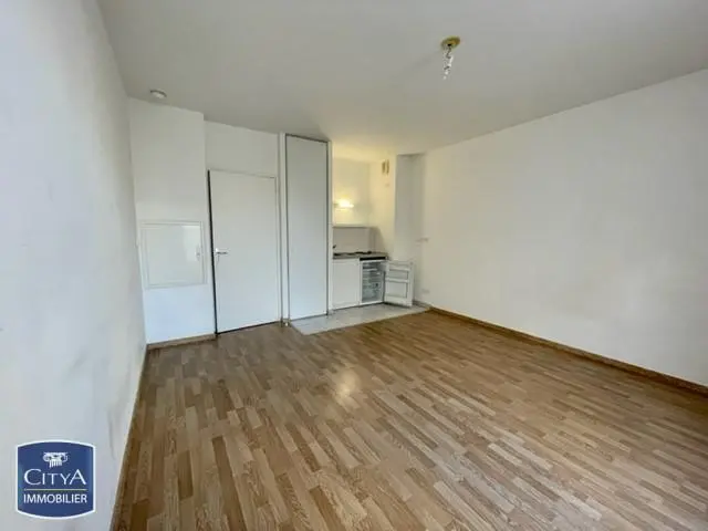 Photo 2 Appartement 1 pièce 24.55m²