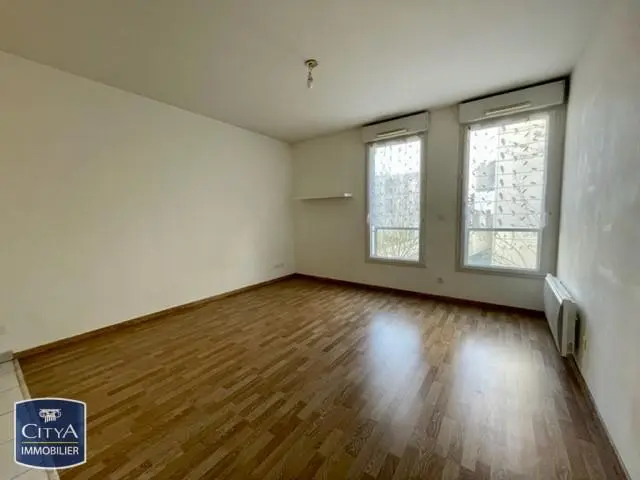 Photo 1 Appartement 1 pièce 24.55m²