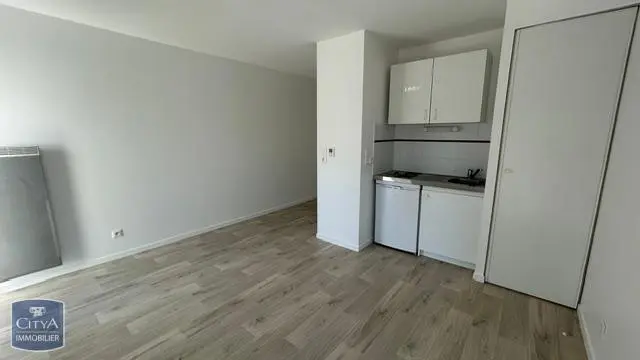 Photo 1 Appartement 1 pièce 25.35m²