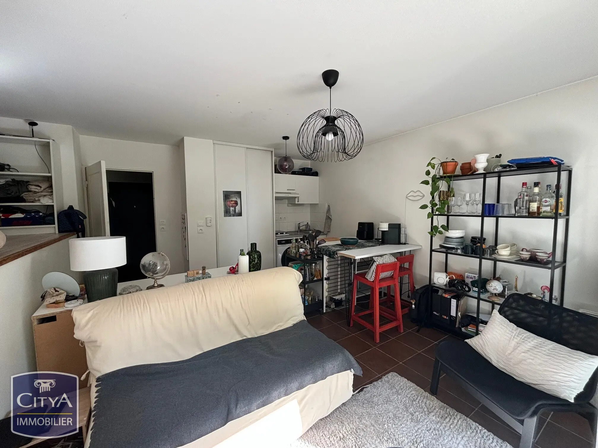 Photo 2 Appartement 1 pièce 27.65m²