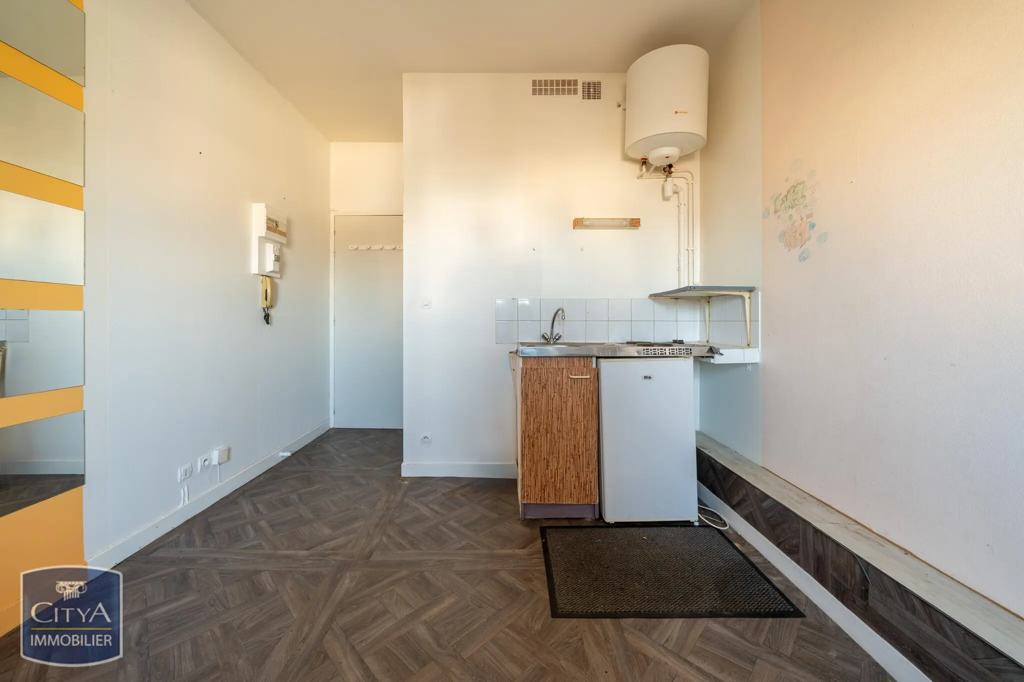 Photo 4 Appartement 1 pièce 14.1m²