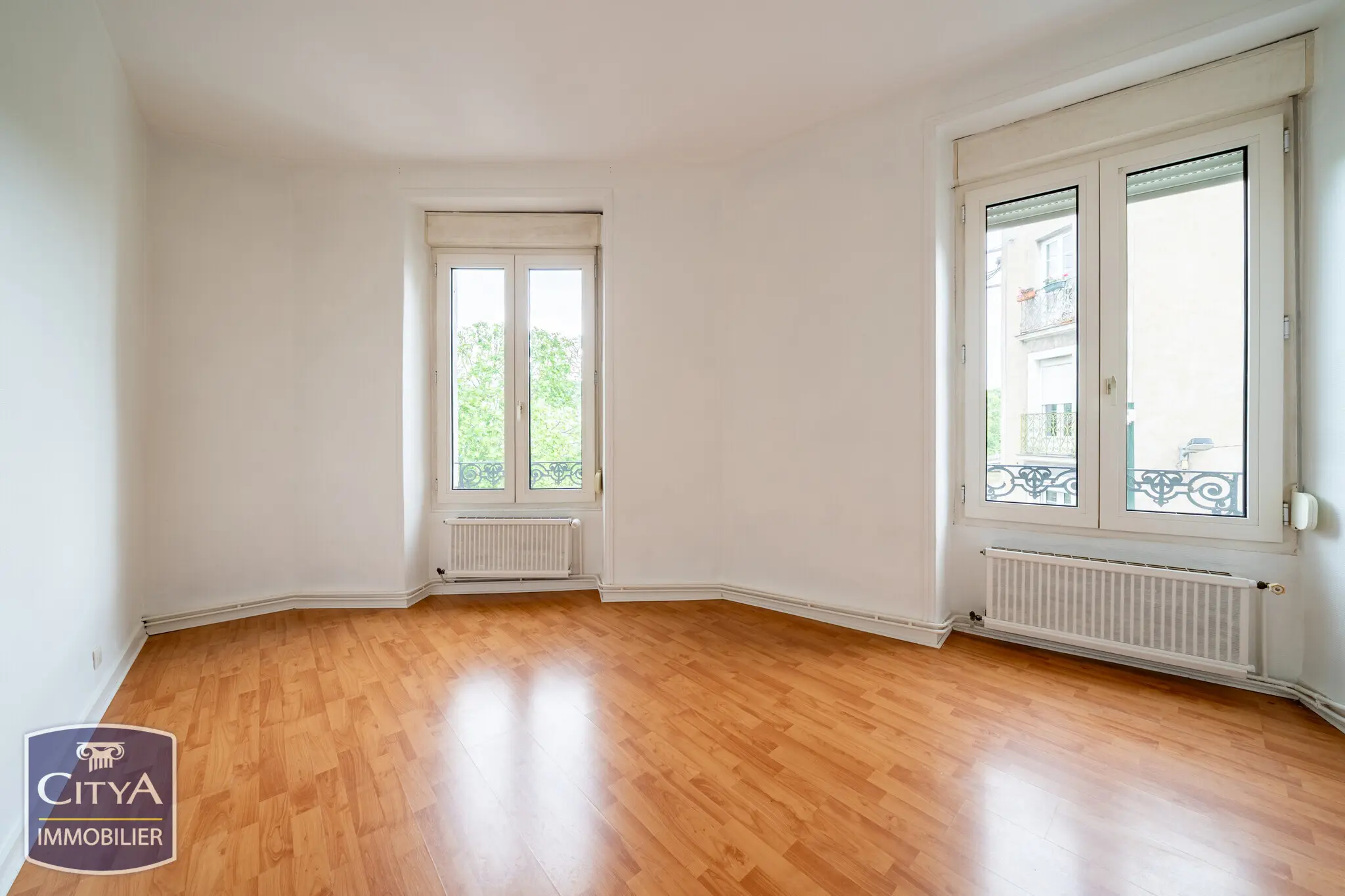 Photo 7 Immeuble 390m²