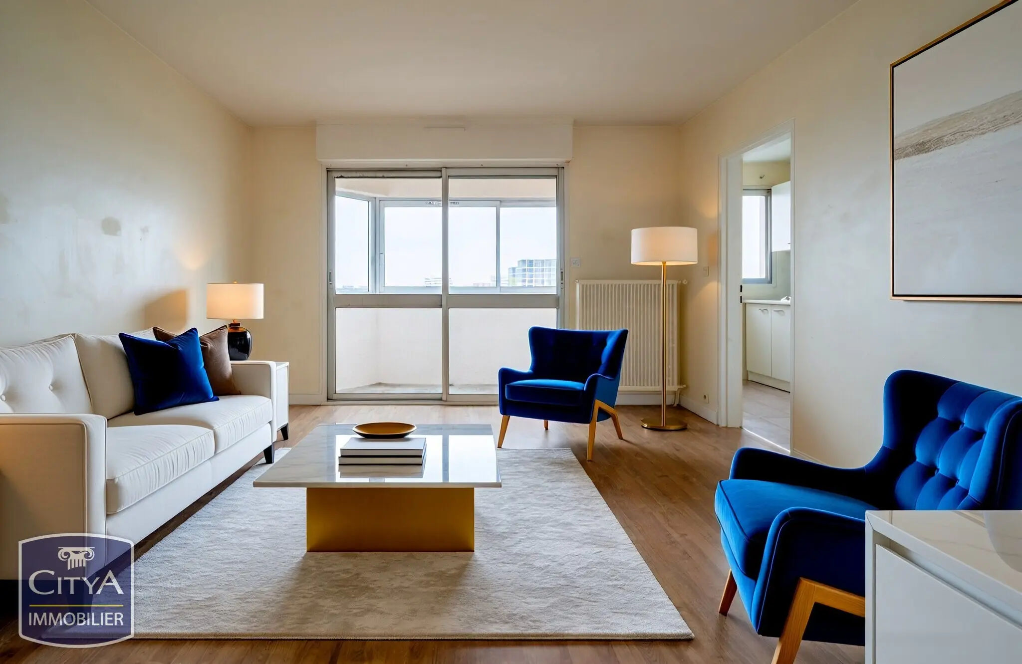 Photo 1 Appartement 1 pièce 28m²