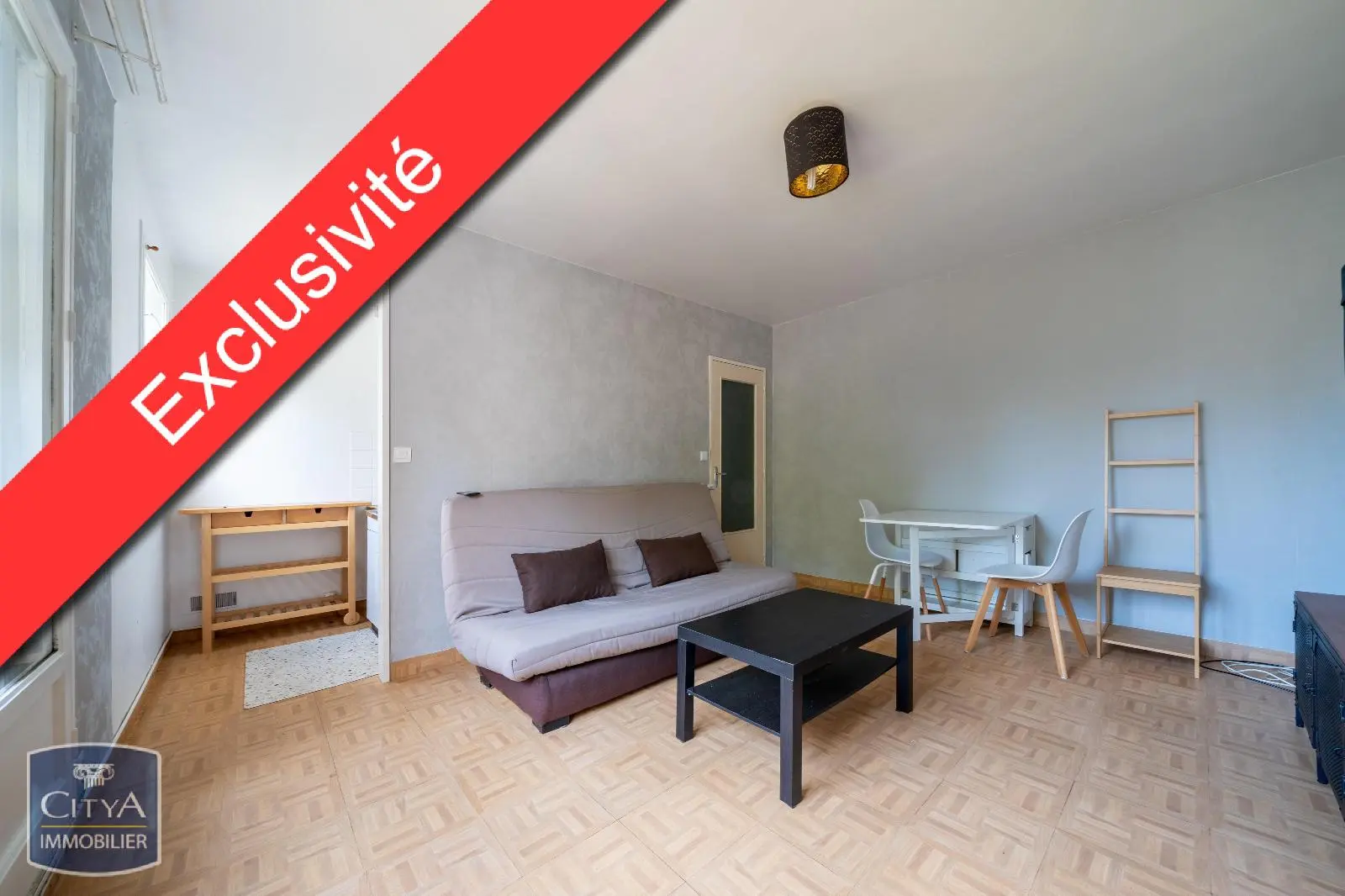 Photo 1 Appartement 1 pièce 23.37m²
