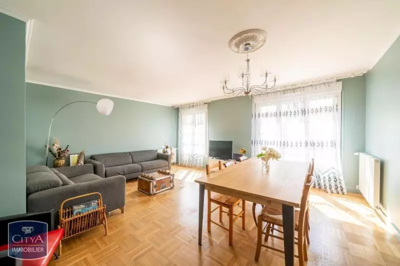 Illustration pour Appartement 3 pièces 84.38m² Photo Appartement 3 pièces 84.38m²