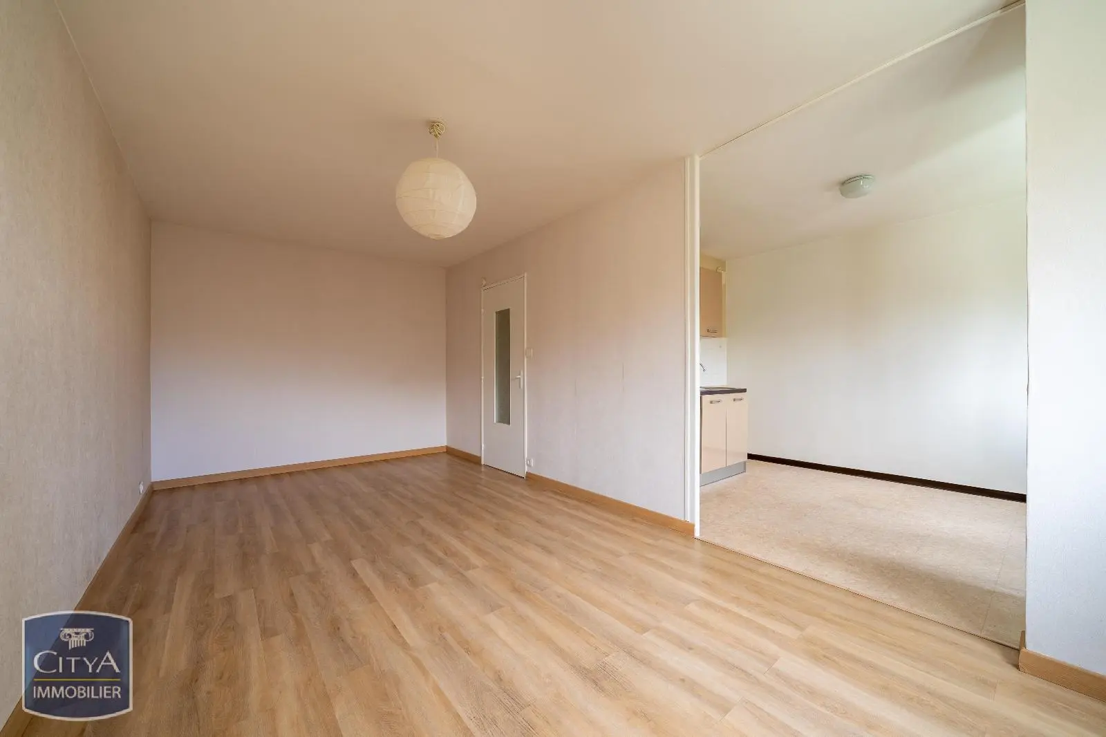 Photo 2 Appartement 2 pièces 32.49m²