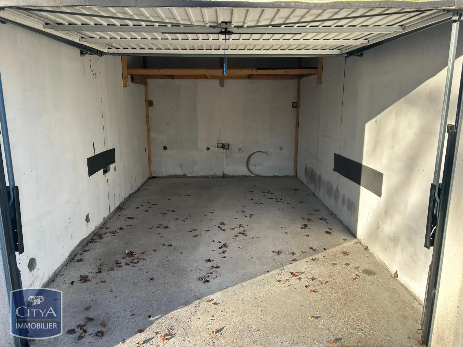 Photo 2 Parking 14m²