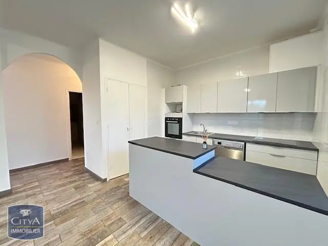 Photo 1 Appartement 4 pièces 85m²