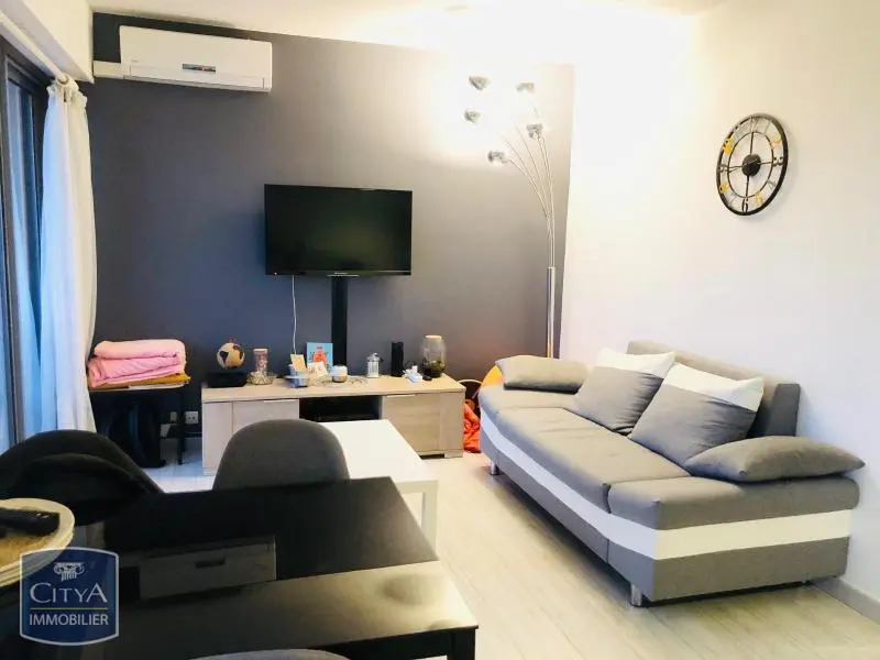 Photo 1 Appartement 1 pièce 33.6m²