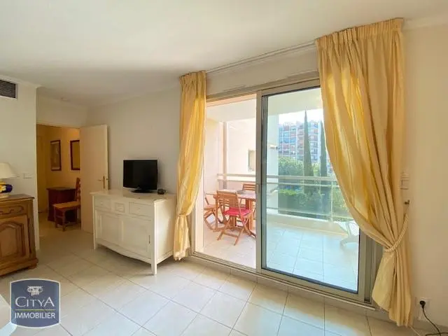 Photo 3 Appartement 1 pièce 29.29m²