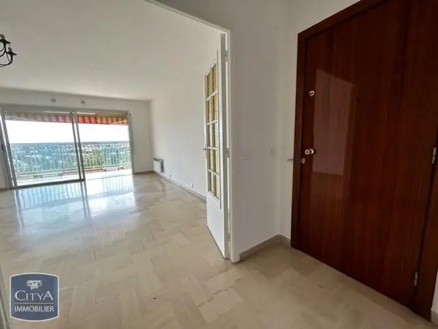 Photo 2 Appartement 3 pièces 67.72m²