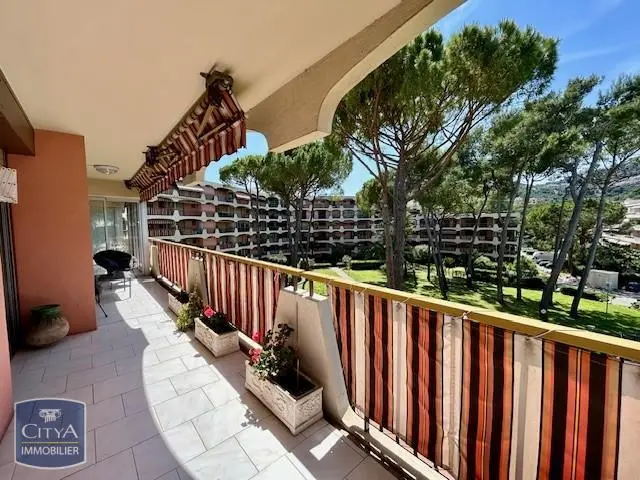 Photo 1 Appartement 3 pièces 107m²