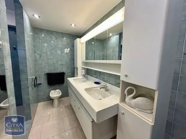 Photo 8 Appartement 3 pièces 107m²