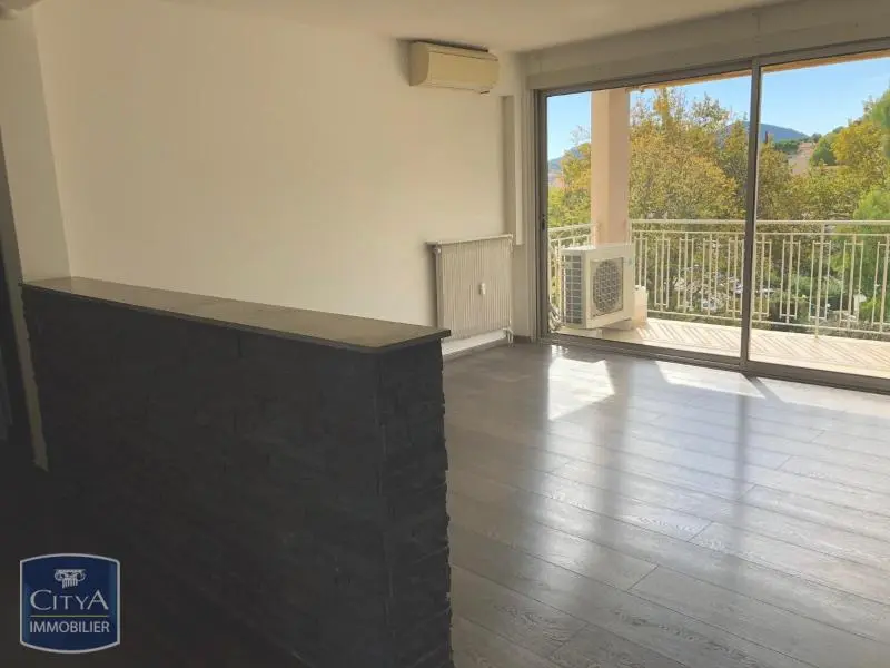 Photo 1 Appartement 3 pièces 58.15m²