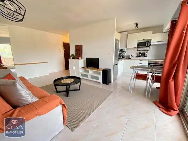 Photo 1 Appartement 1 pièce 30.76m²