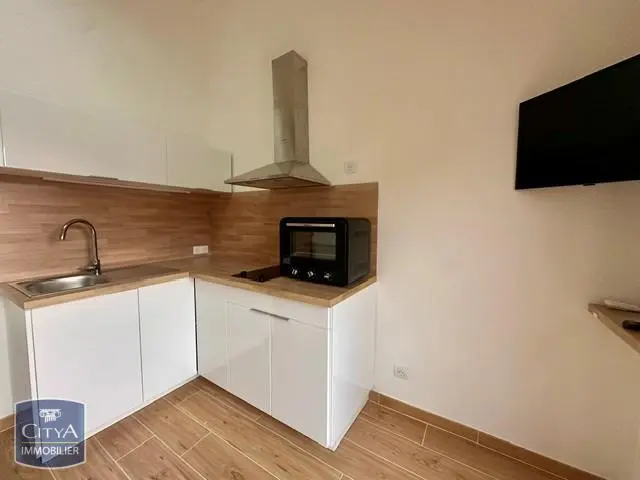 Photo 2 Appartement 1 pièce 17.64m²