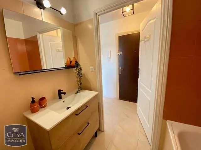 Photo 6 Appartement 1 pièce 30.76m²