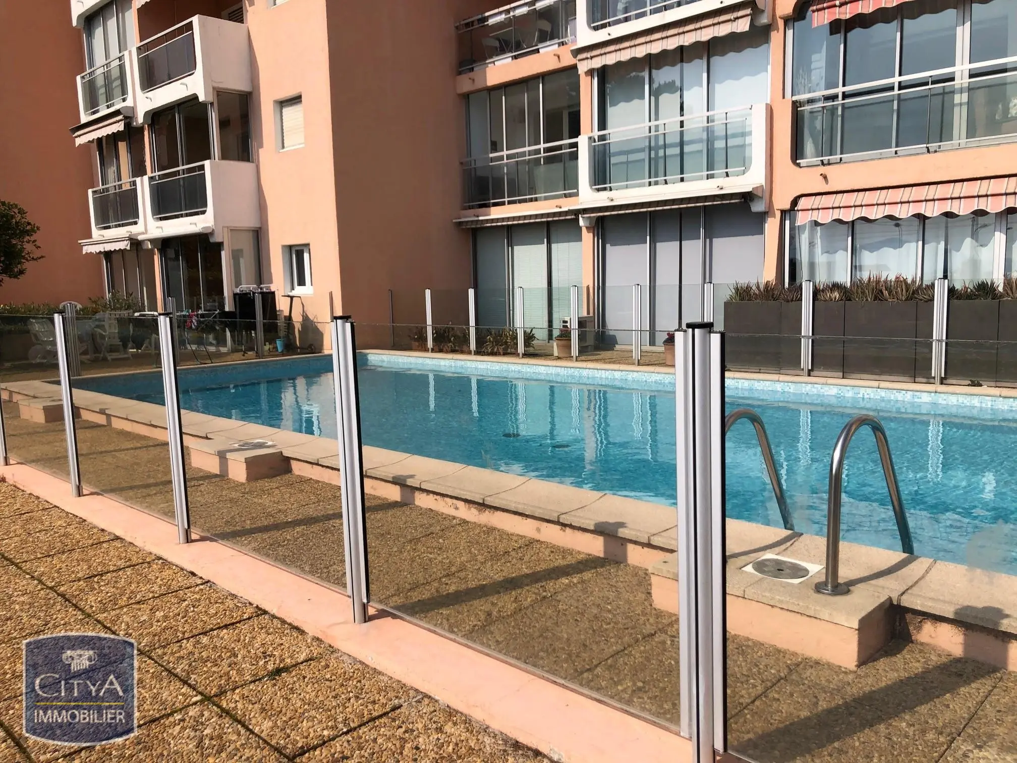 Photo 10 Appartement 1 pièce 25m²