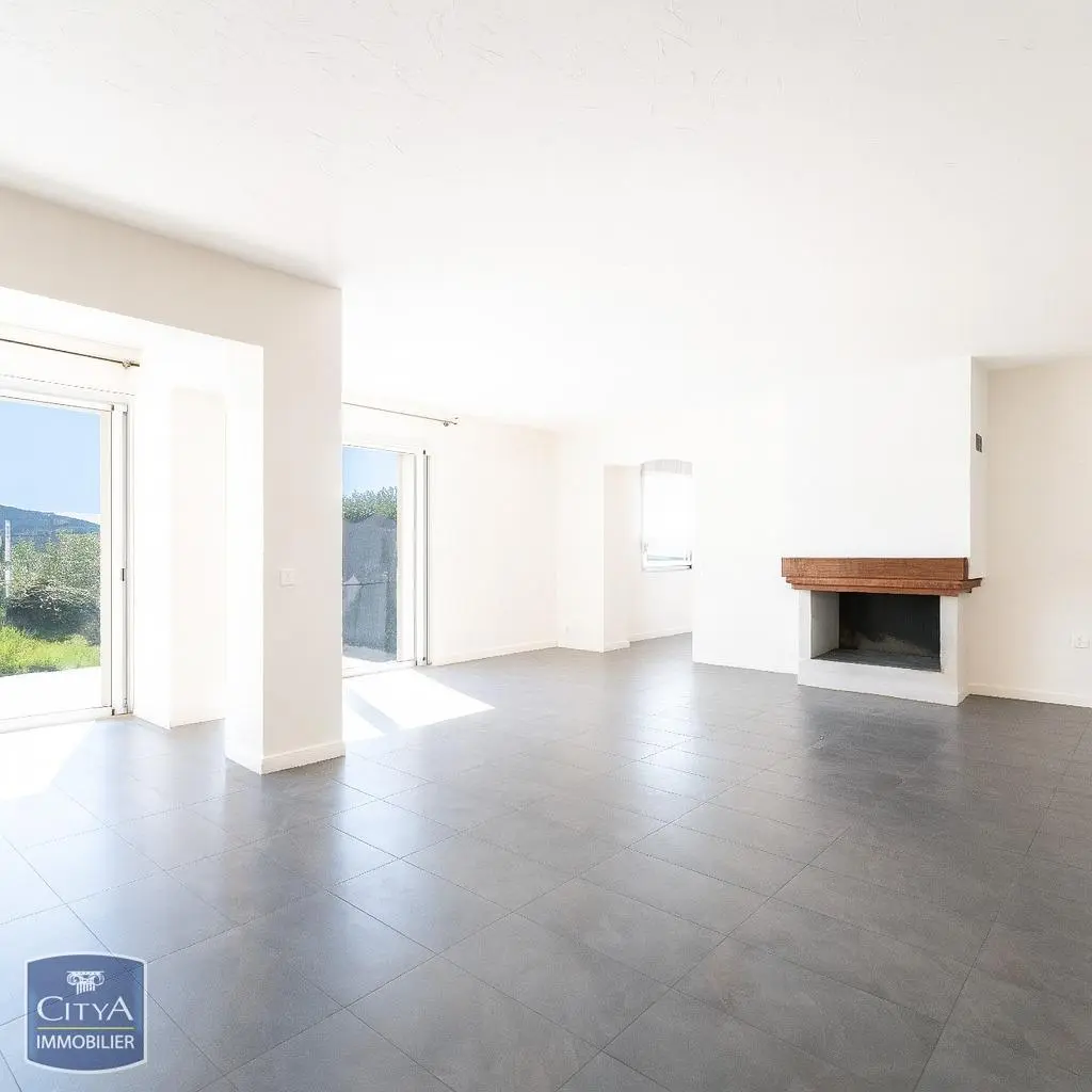Photo 3 Maison 5 pièces 140m²
