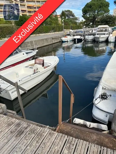 Photo 1 pour Parking Photo 1 Parking