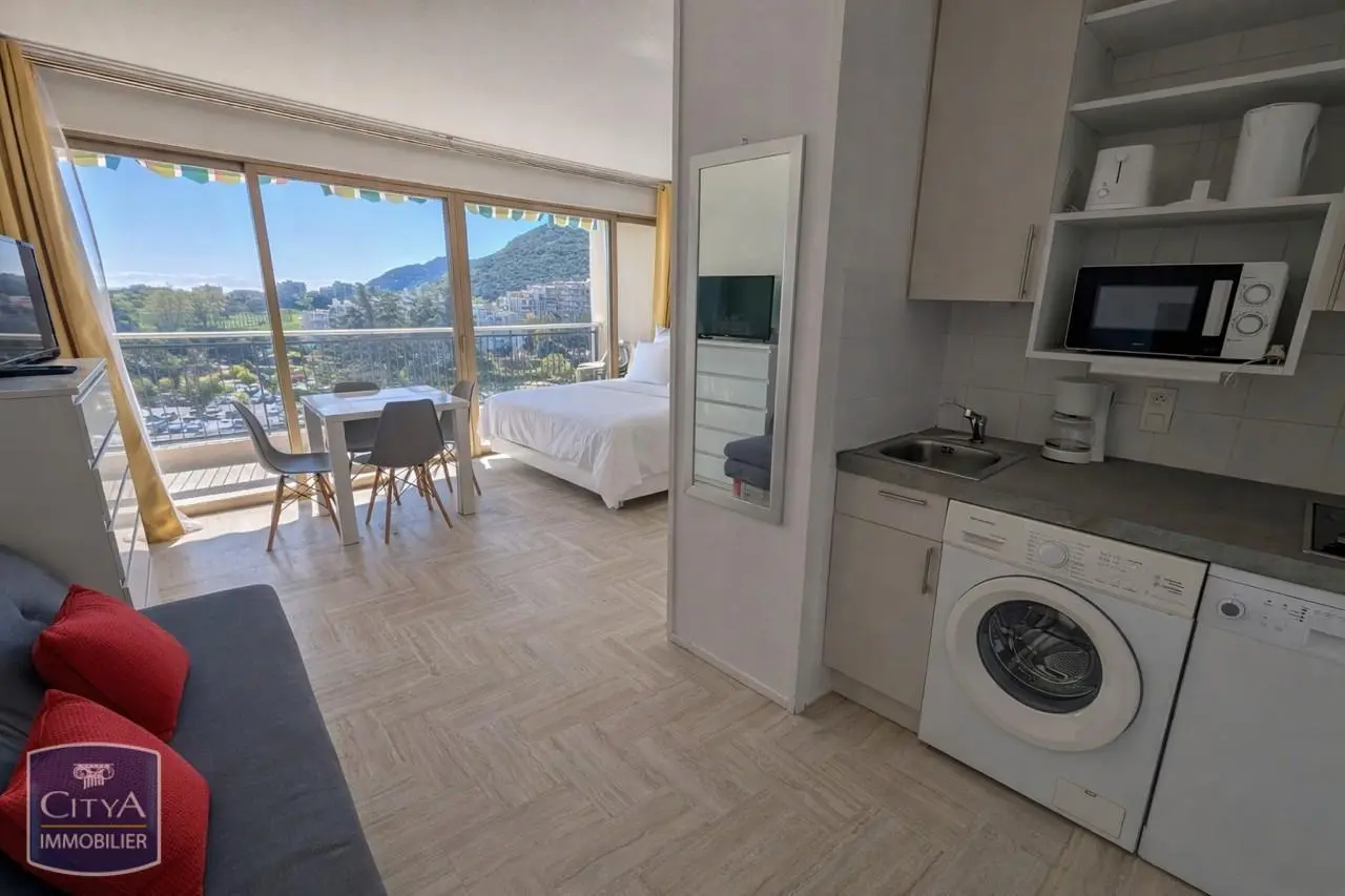 Photo 3 Appartement 1 pièce 27m²