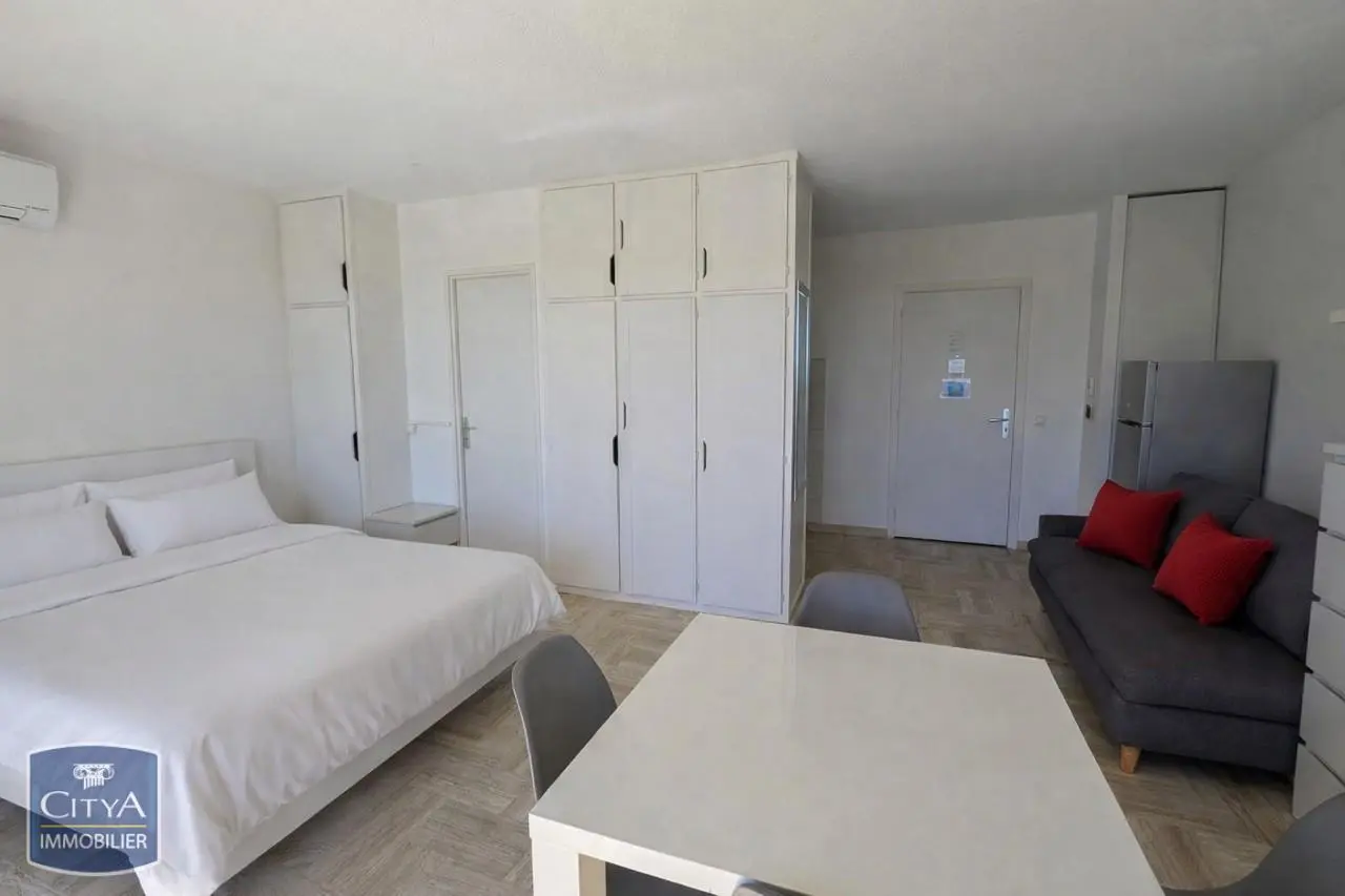 Photo 7 Appartement 1 pièce 27m²