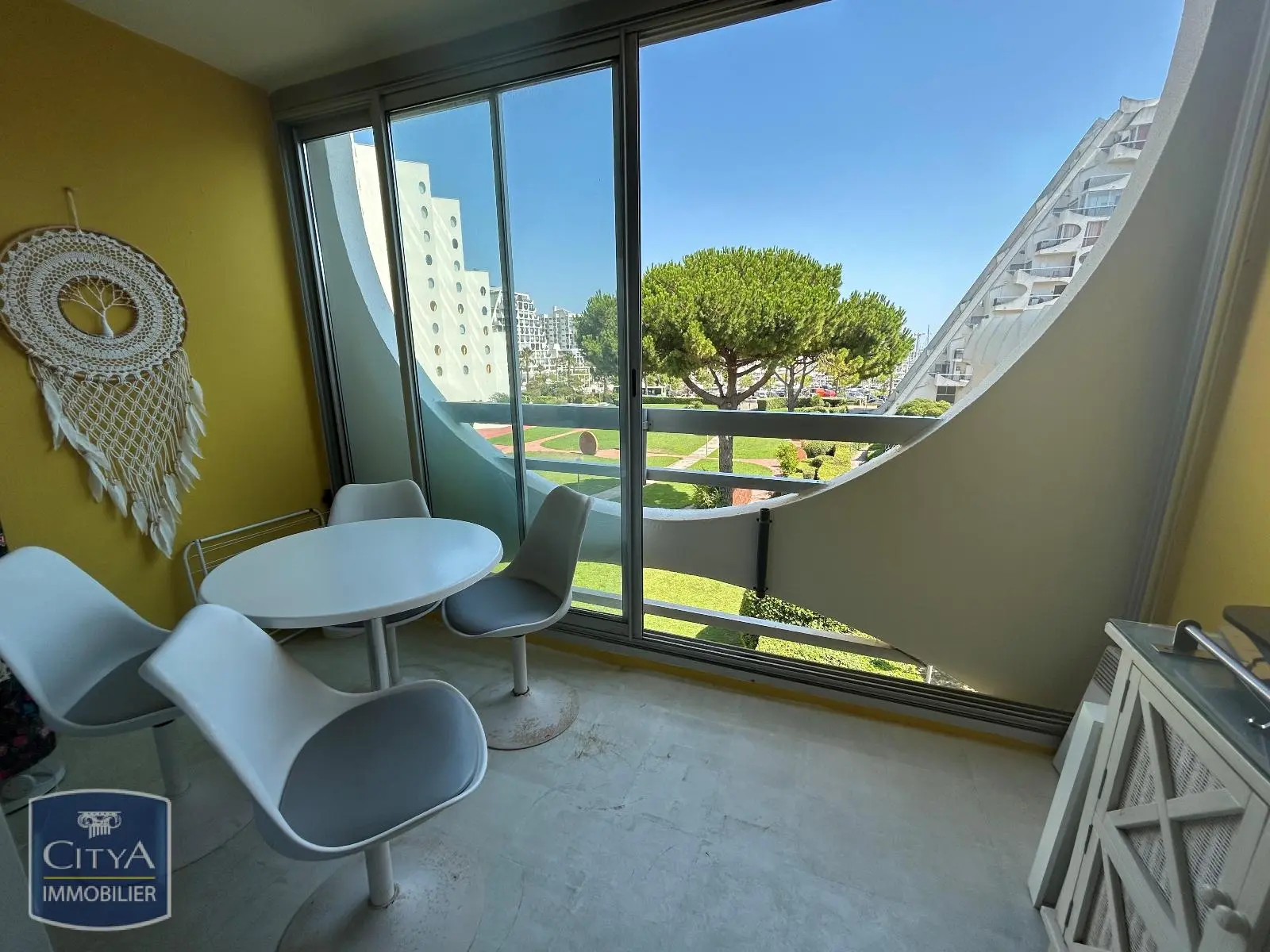 Photo 1 Appartement 1 pièce 26m²